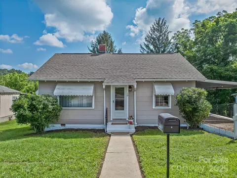 10 Old Pisgah Hwy, Candler, NC 28715