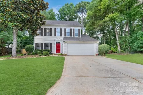 4000 Garfield Ct, Waxhaw, NC 28173