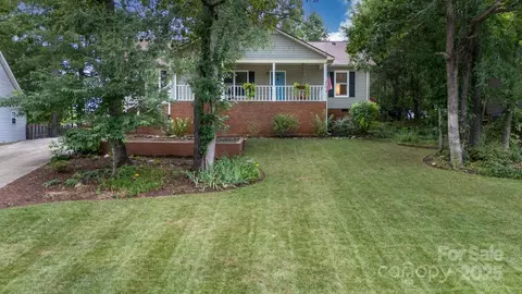 1631 Amanda Ln, Rock Hill, SC 29730