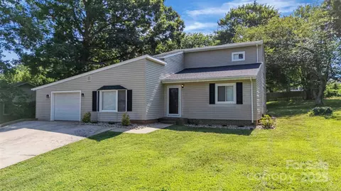 108 Hillsboro Rd, Taylorsville, NC 28681