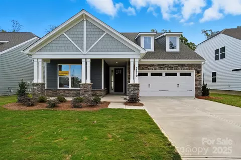 3319 Whispering Creek Dr, Indian Trail, NC 28079