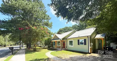 1062 5th Ne St NE, Hickory, NC 28601