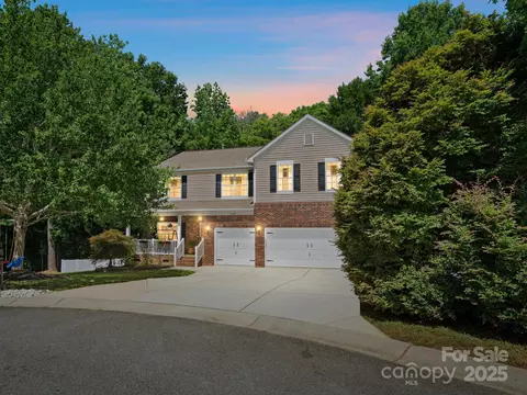 3432 Bruce Rdg, Clover, SC 29710