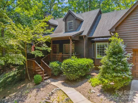 12 Woodvine Ln, Lake Wylie, SC 29710