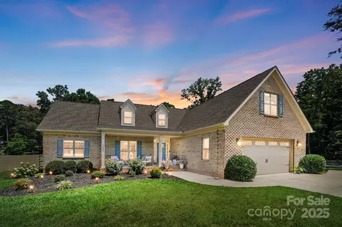3907 Morgan Mill Rd, Monroe, NC 28110
