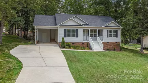 1447 Carmel Rd, Lancaster, SC 29720