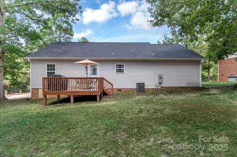 Exterior - 1447 Carmel Rd, Lancaster, SC 29720 photo 6 of 9