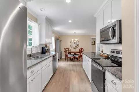 Kitchen - 1447 Carmel Rd, Lancaster, SC 29720 photo 3 of 3