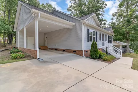 Exterior - 1447 Carmel Rd, Lancaster, SC 29720 photo 4 of 9