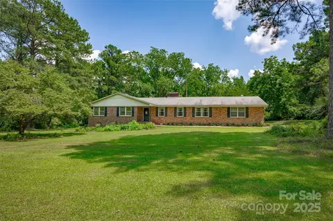 904 State Highway 200 Hwy, Winnsboro, SC 29180