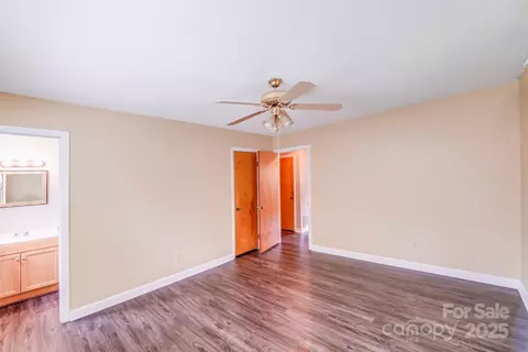 Bedroom - 1716 Sue St, Monroe, NC 28110 photo 4 of 5