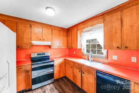 Kitchen - 1716 Sue St, Monroe, NC 28110 photo 1 of 1