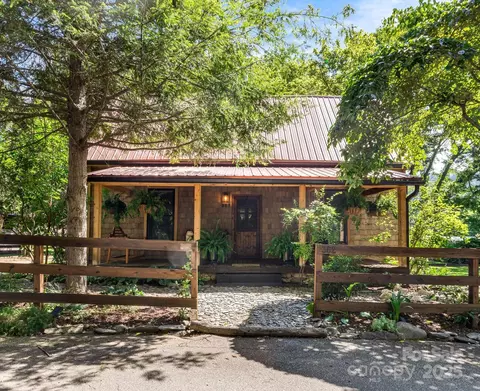 362 S Spring St, Hot Springs, NC 28743