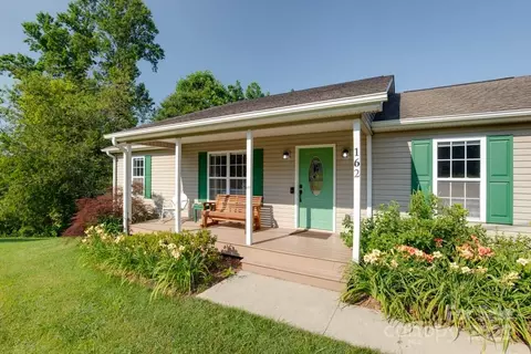 162 Martin Branch Rd, Leicester, NC 28748