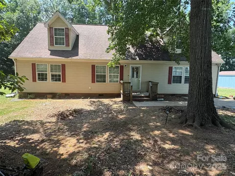 120 Thyme Ln, Statesville, NC 28677