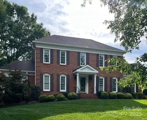 8208 Brooknell Ter, Charlotte, NC 28270