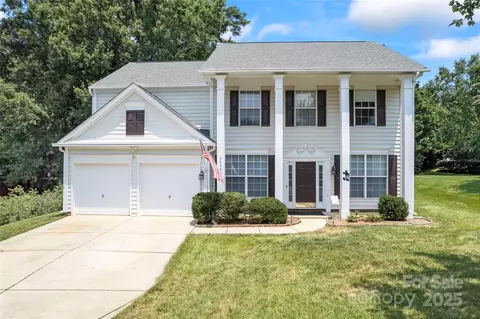 5630 Cambridge Bay Dr, Charlotte, NC 28269