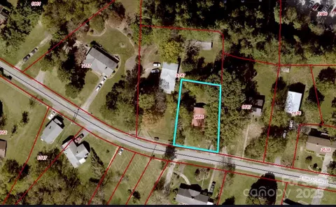 67 Alexander Rd, Weaverville, NC 28787