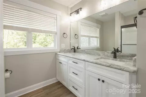 Bath - 5009 Oconee Dr, Stanley, NC 28164 photo 3 of 5