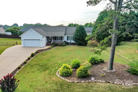 414 Bob Hardin Rd, Rutherfordton, NC 28139