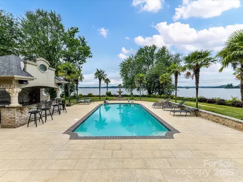 18201 Mainsail Pointe Dr, Cornelius, NC 28031 photo 38