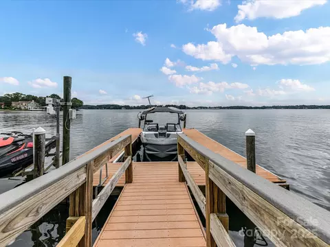 18201 Mainsail Pointe Dr, Cornelius, NC 28031 photo 44