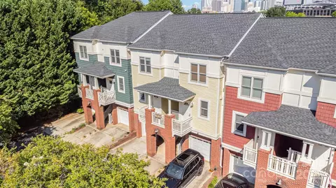 769 Grandin Rd, Charlotte, NC 28208