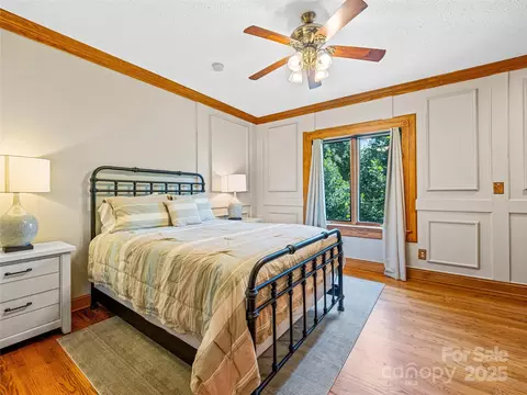 Bedroom - 514 Lab Mountain Trl, Clyde, NC 28721 photo 4 of 4