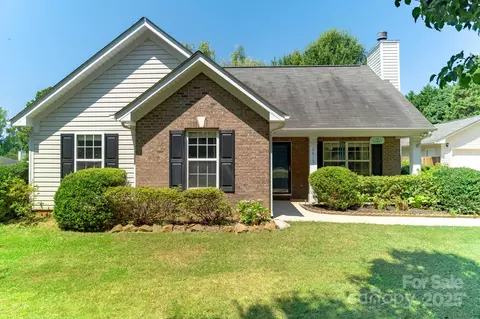 2615 Gradys Ground N Dr N, Mcconnells, SC 29726
