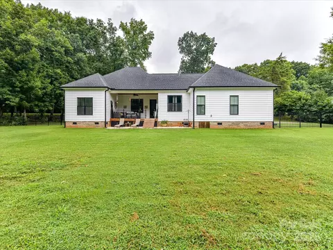 Exterior - 618 Deese Rd, Monroe, NC 28110 photo 14 of 14