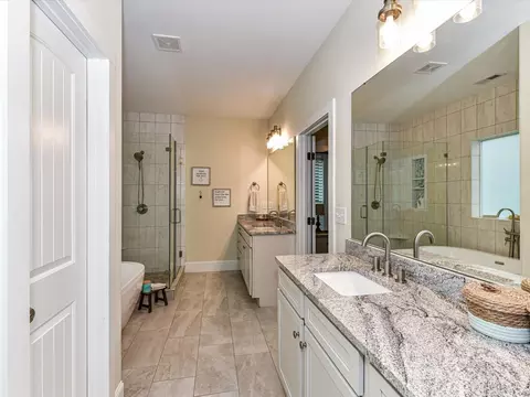 Bath - 618 Deese Rd, Monroe, NC 28110 photo 2 of 6