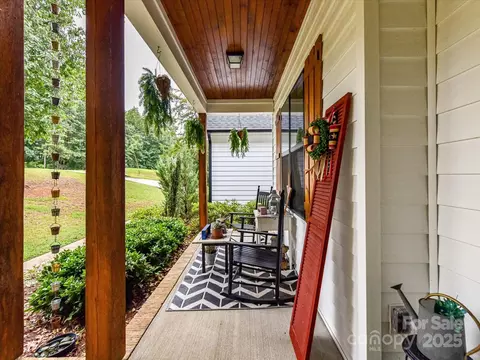 Exterior - 618 Deese Rd, Monroe, NC 28110 photo 5 of 14