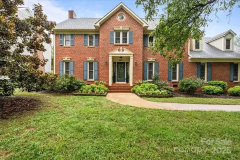 8857 Dartmoor Pl, Mint Hill, NC 28227