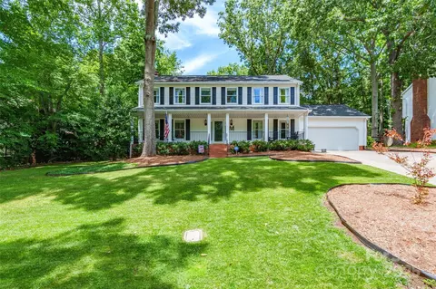 1220 Merribrook Dr, Matthews, NC 28105