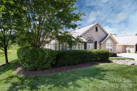 4723 Polo Gate Blvd, Charlotte, NC 28216