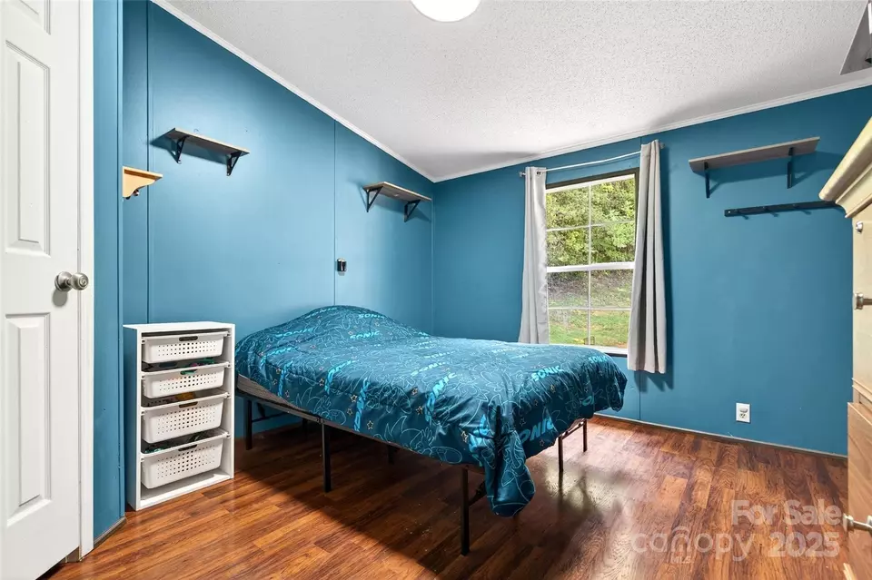 143 Diamond Cv Nebo NC 28761 - 4279762 0 VQ2QVj R.webp