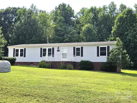 1135 Farm Creek Rd, Salisbury, NC 28146