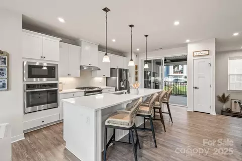 Kitchen - 932 Portrush Ln, Tega Cay, SC 29708 photo 2 of 4