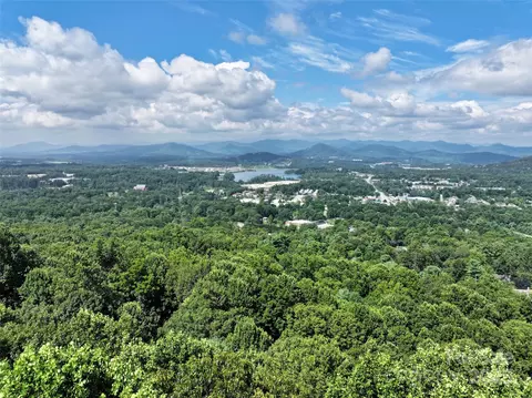 111 High Top 111 Ln #111, Asheville, NC 28803