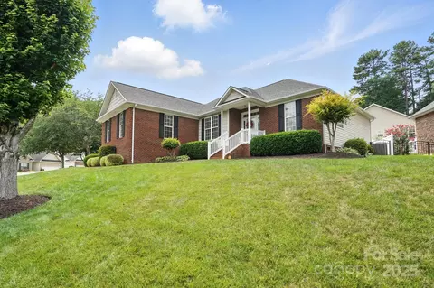 2300 Wednesbury Ct, Kannapolis, NC 28083