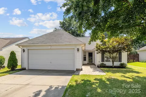 8341 Chatsworth Dr, Indian Land, SC 29707