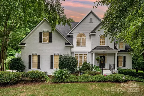 7602 Windsor Forest Pl, Harrisburg, NC 28075