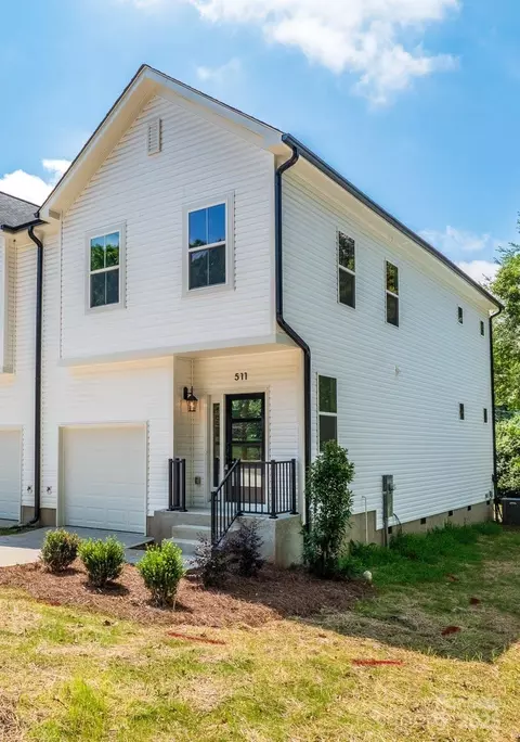511 Greenwood Dr, Charlotte, NC 28217