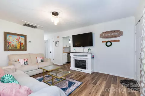 Living - 94 Fairhaven St, Clyde, NC 28721 photo 2 of 2