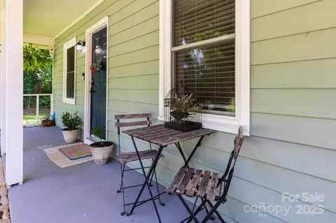 Exterior - 94 Fairhaven St, Clyde, NC 28721 photo 5 of 8
