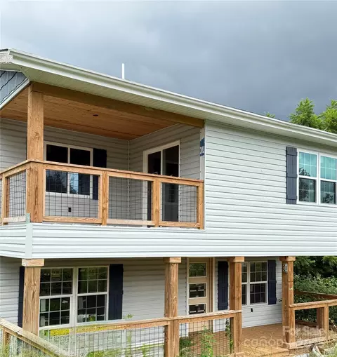 657 N Canton Rd, Canton, NC 28716