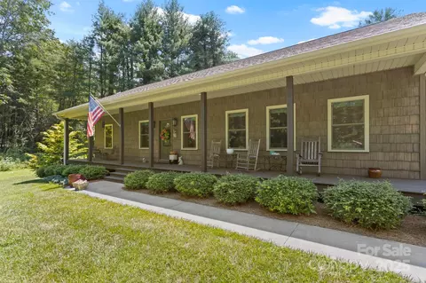 99 Pinecrest Estates Dr, Flat Rock, NC 28731 photo 4