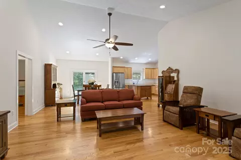 99 Pinecrest Estates Dr, Flat Rock, NC 28731 photo 7
