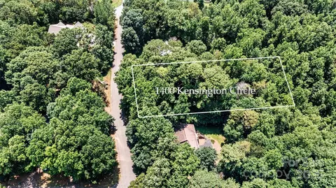 1400 Kensington Cir, Newton, NC 28658