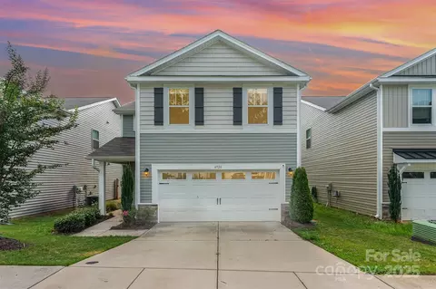 4928 Rockwood Rd, Charlotte, NC 28216